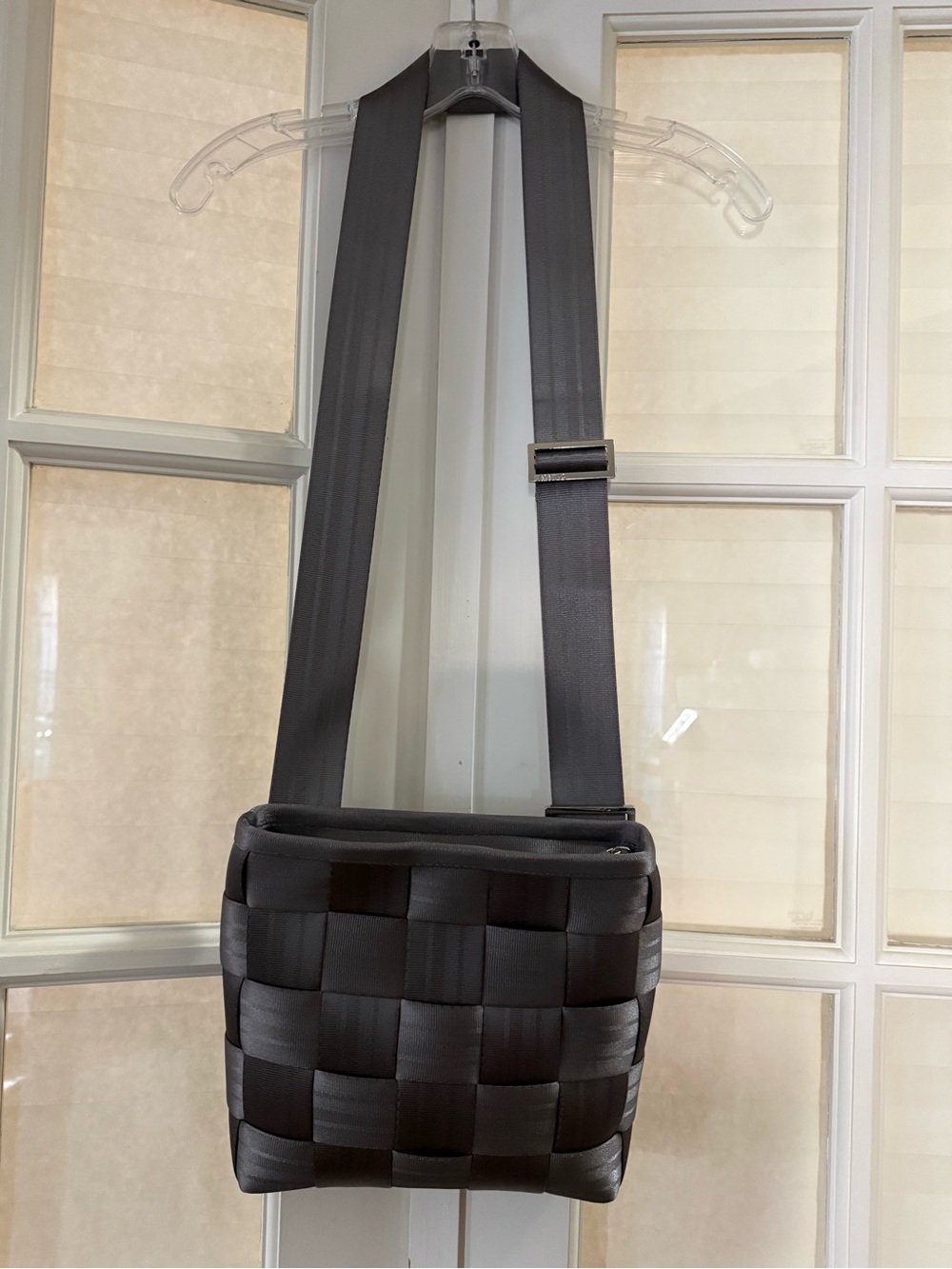 Harveys Grey Crossbody Shoulder Seatbelt Bag